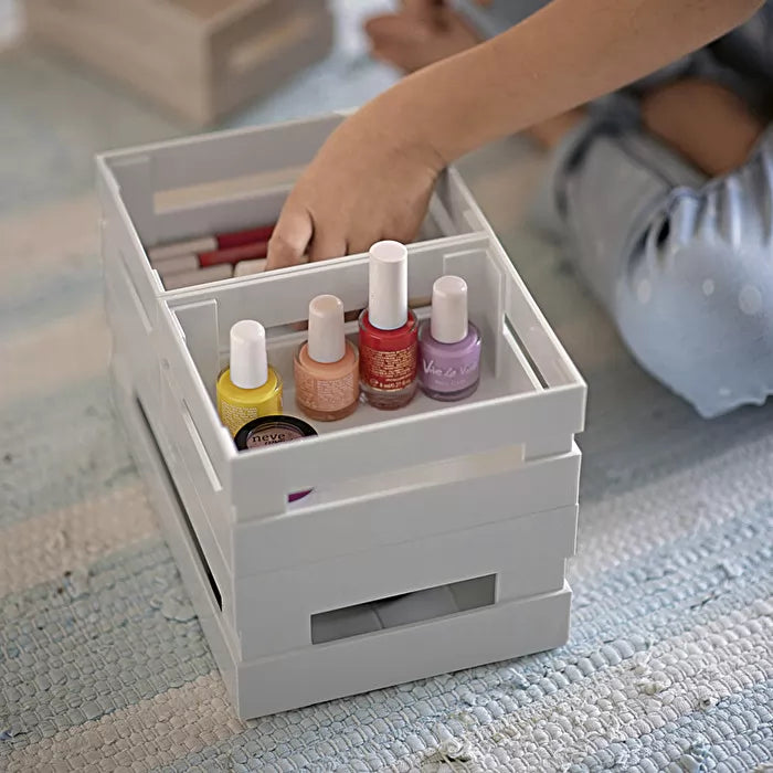 Grey Box C69867