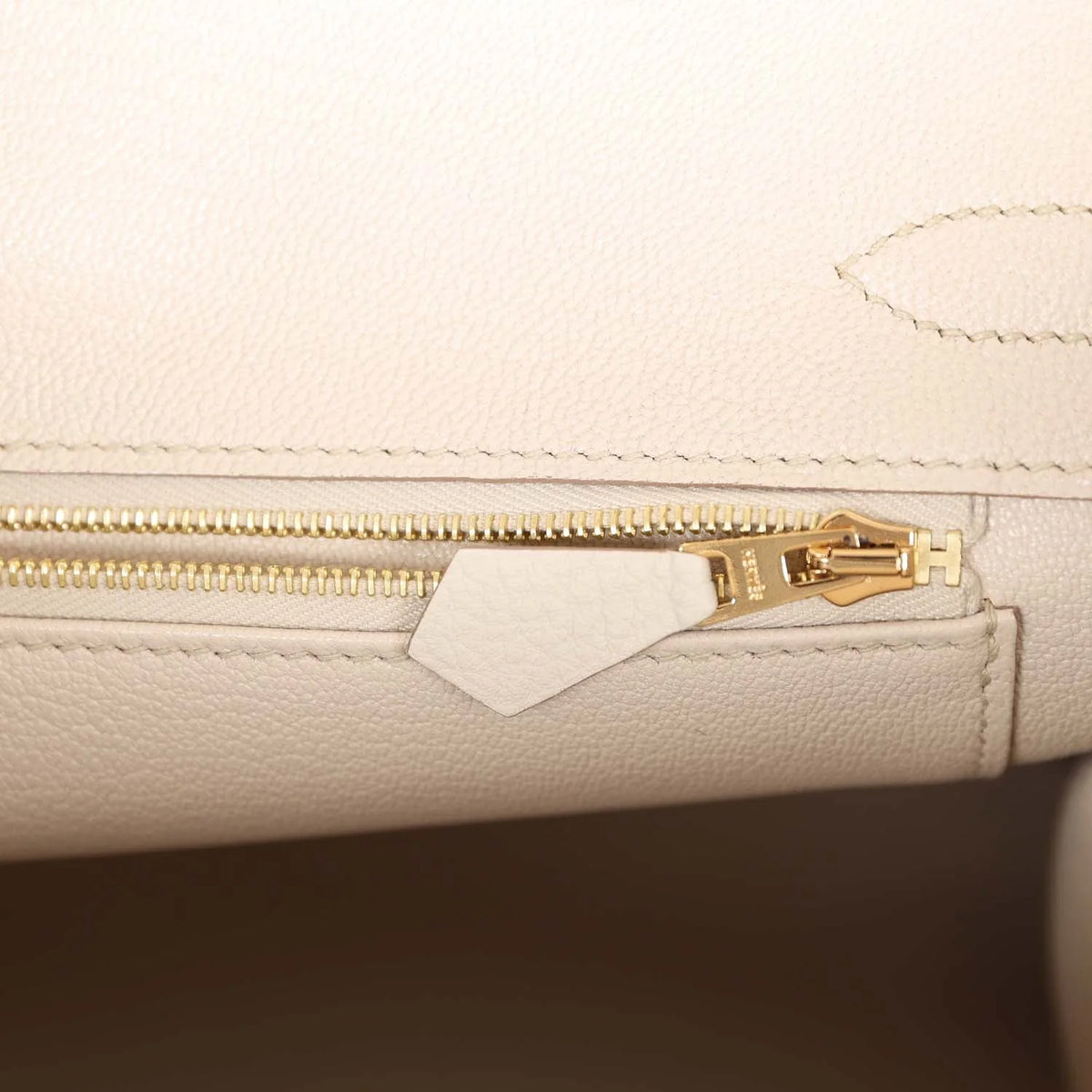 Beton Togo Leather Handbag X77932