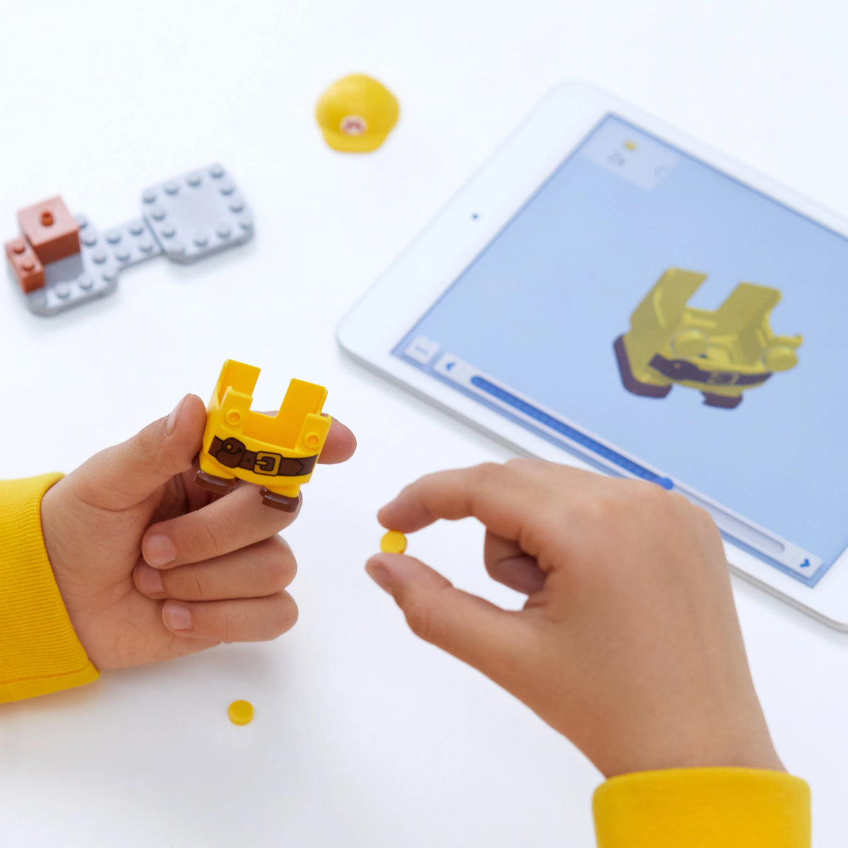 10 Piece LEGO Builder Mario Power-Up Pack Q7470