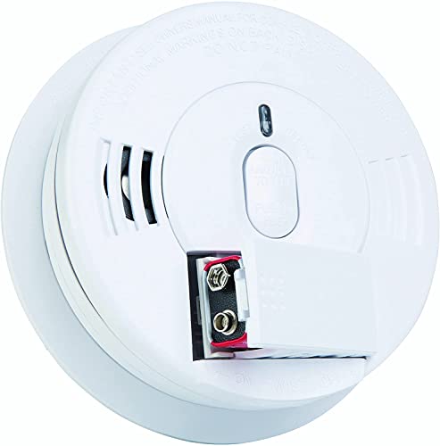 Hardwired Smoke Alarm with Battery Backup U495631