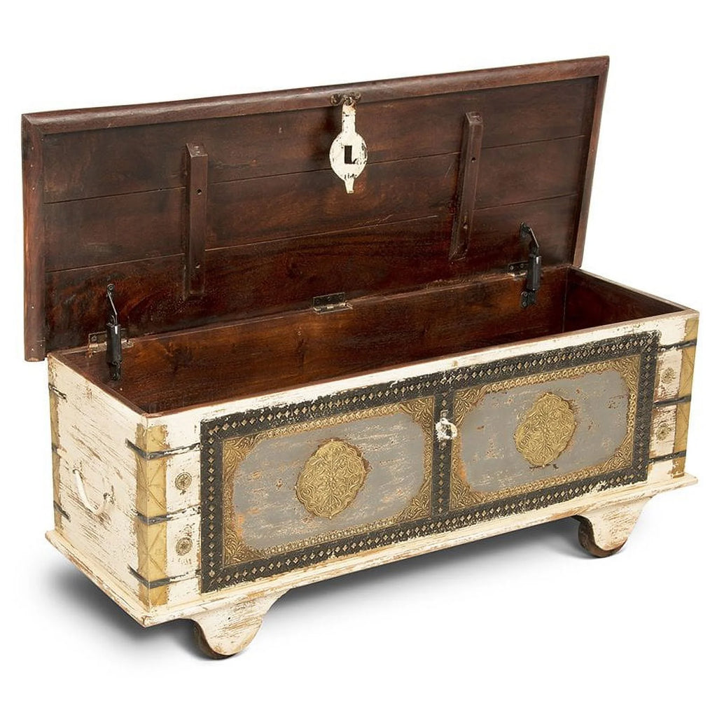 Wood Storage Trunk Coffee Table Off White Ivory Y670