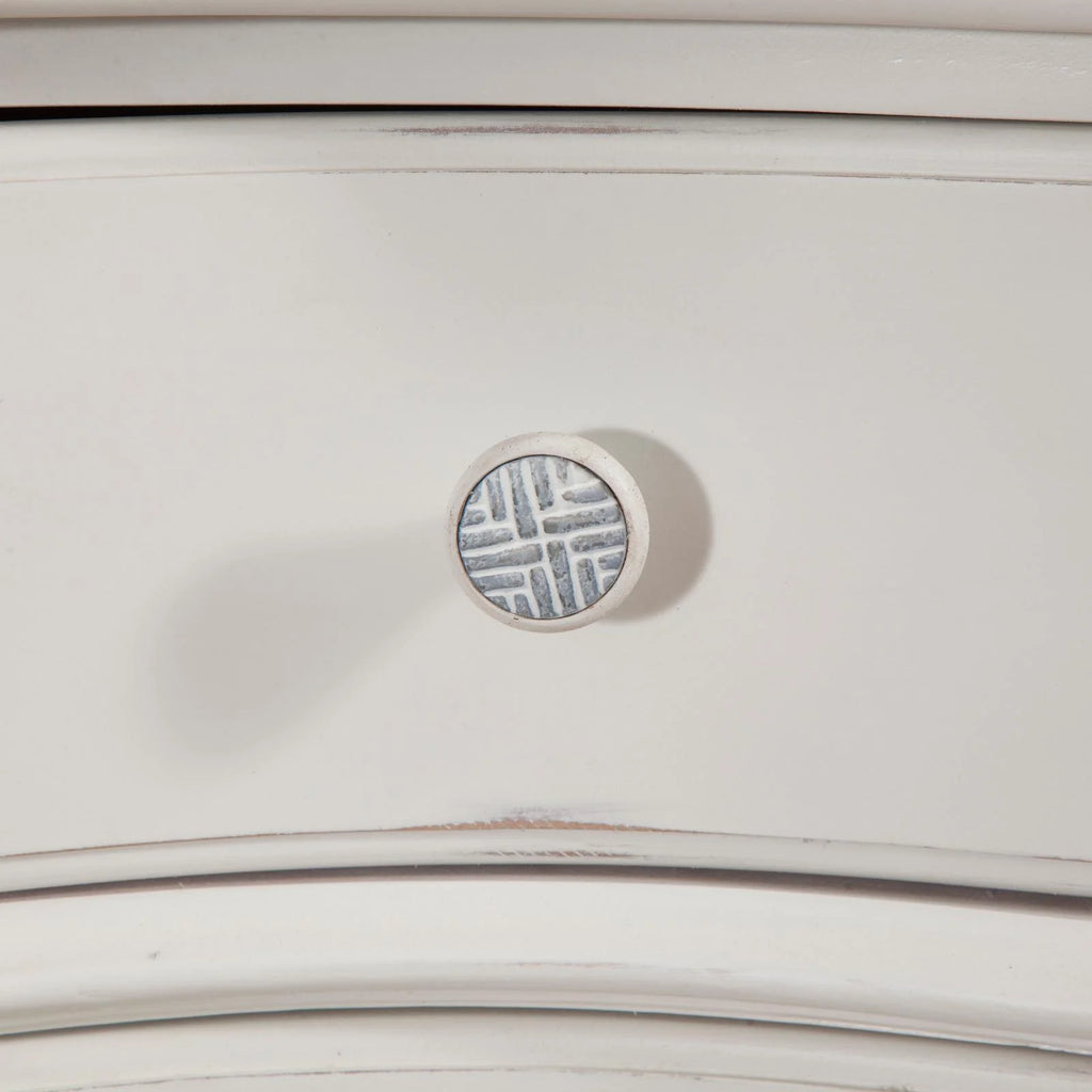 8 Drawer Dresser O1732