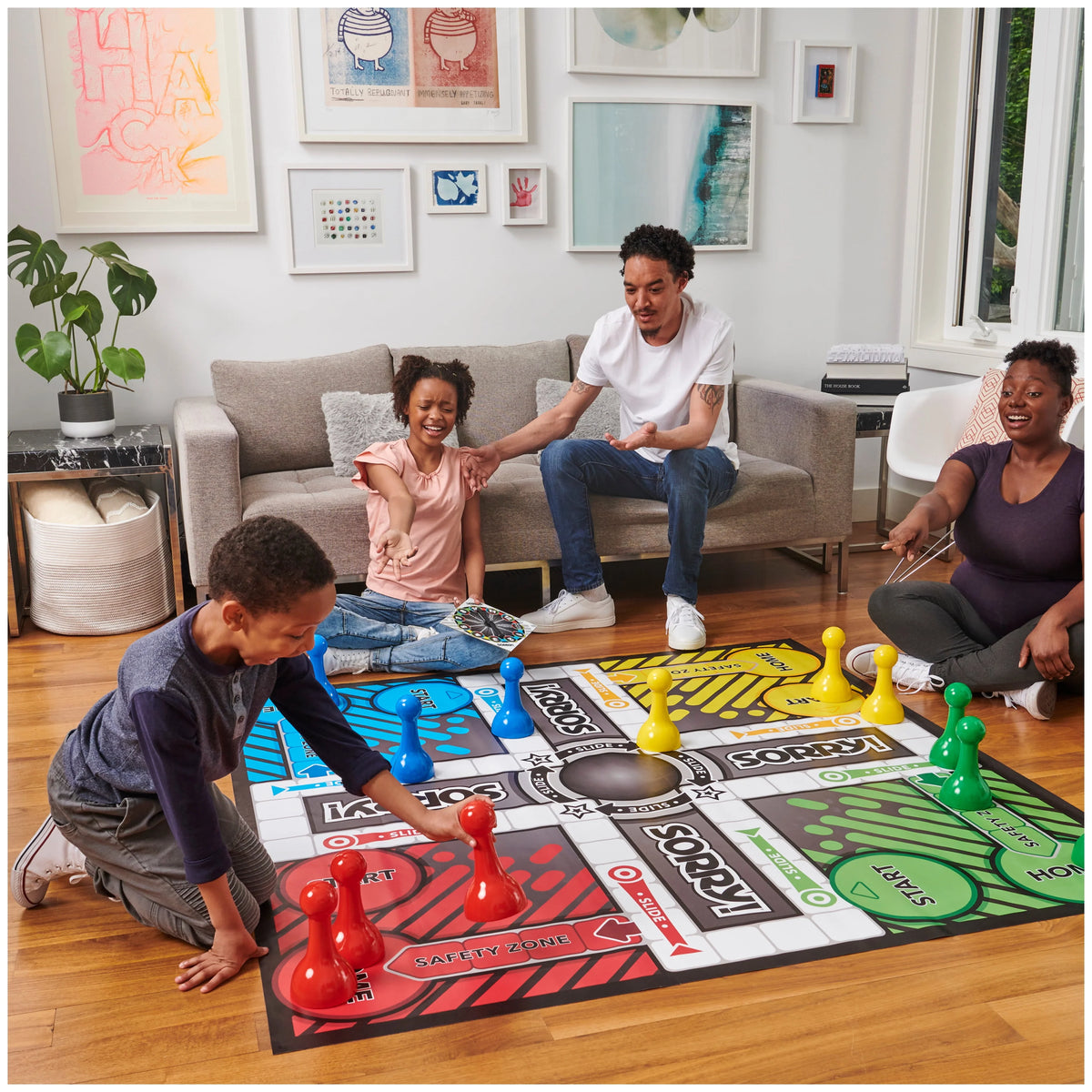 Giant Edition Board Game M4345