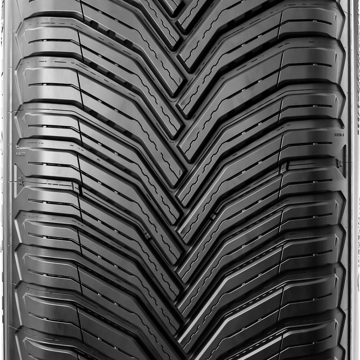 235/60R18 All-Season Car Tire G648
