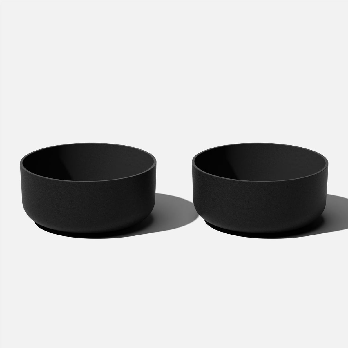 Kona Bowl 14" Plastic-Stone Planter 2-Pack Black G30047