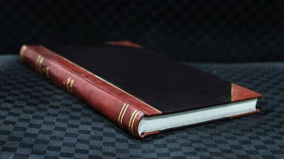 Leatherbound Volume 7 B4262
