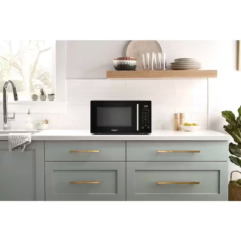 Black Countertop Microwave G440608