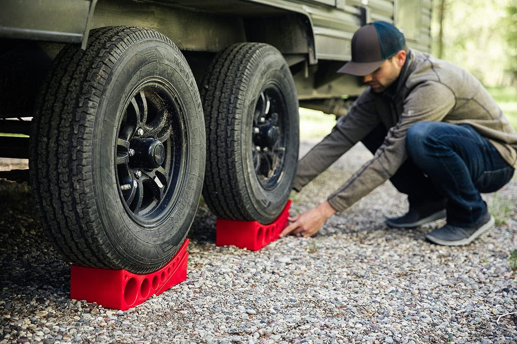 2-Pack Camper Levelers with 4 Pack of Roasting Stix E442