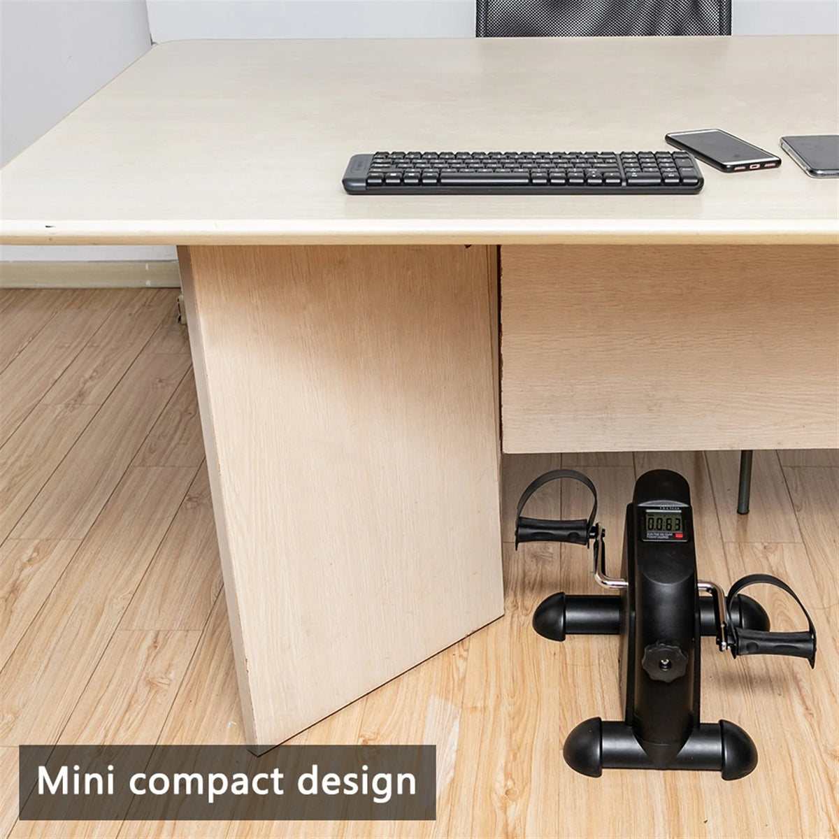 Mini Exercise Bike with LCD Screen J7762