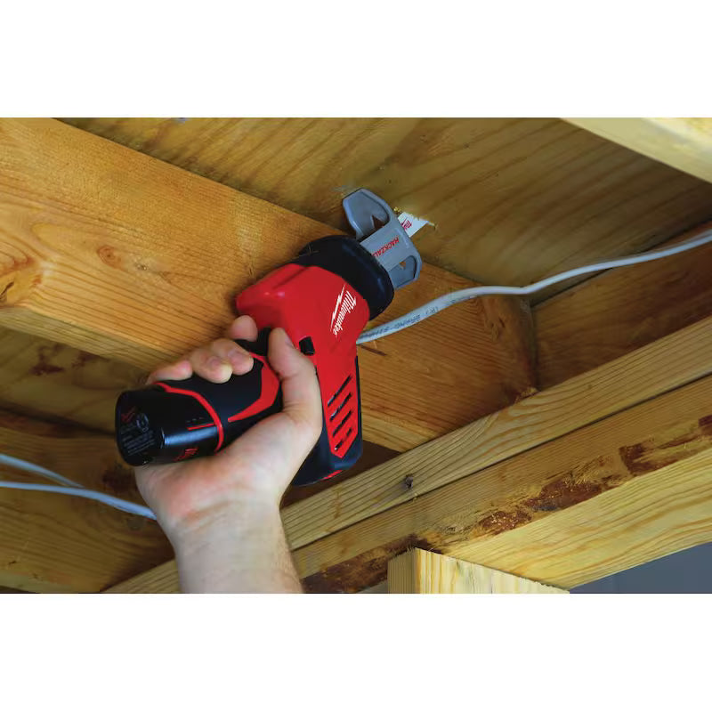 12V Cordless Reciprocating Saw Kit with Battery, Charger and Tool Bag V565