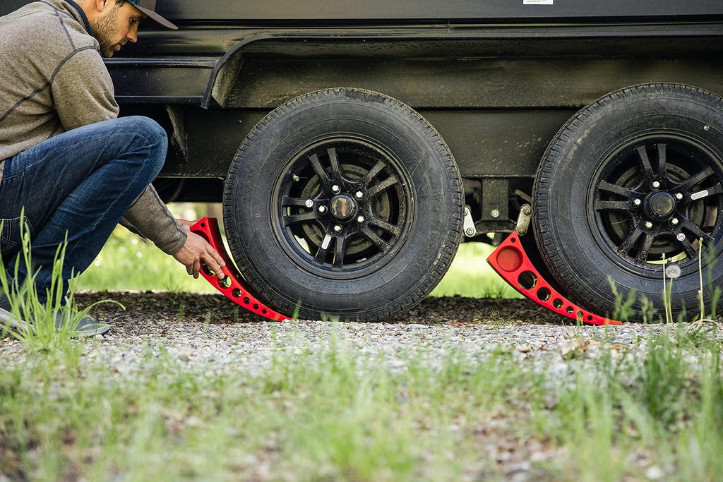2-Pack Camper Levelers with 4 Pack of Roasting Stix E442