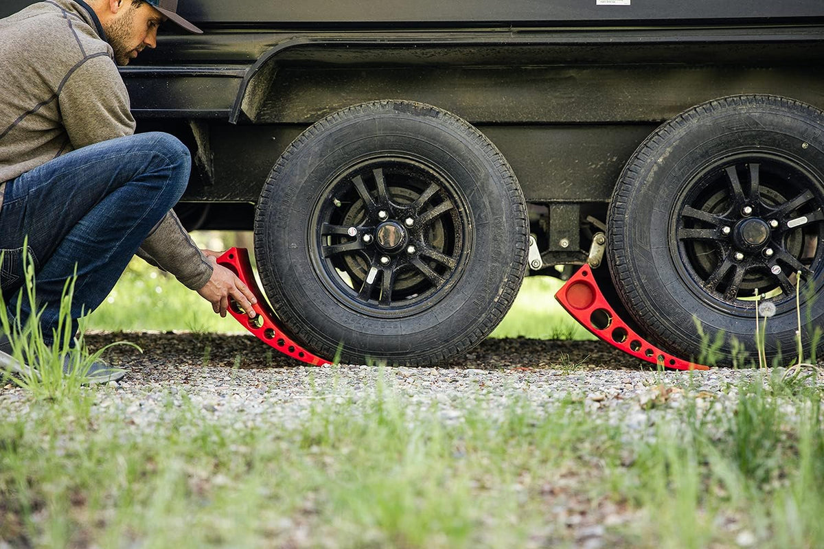 2-Pack Camper Levelers with 4 Pack of Roasting Stix E442